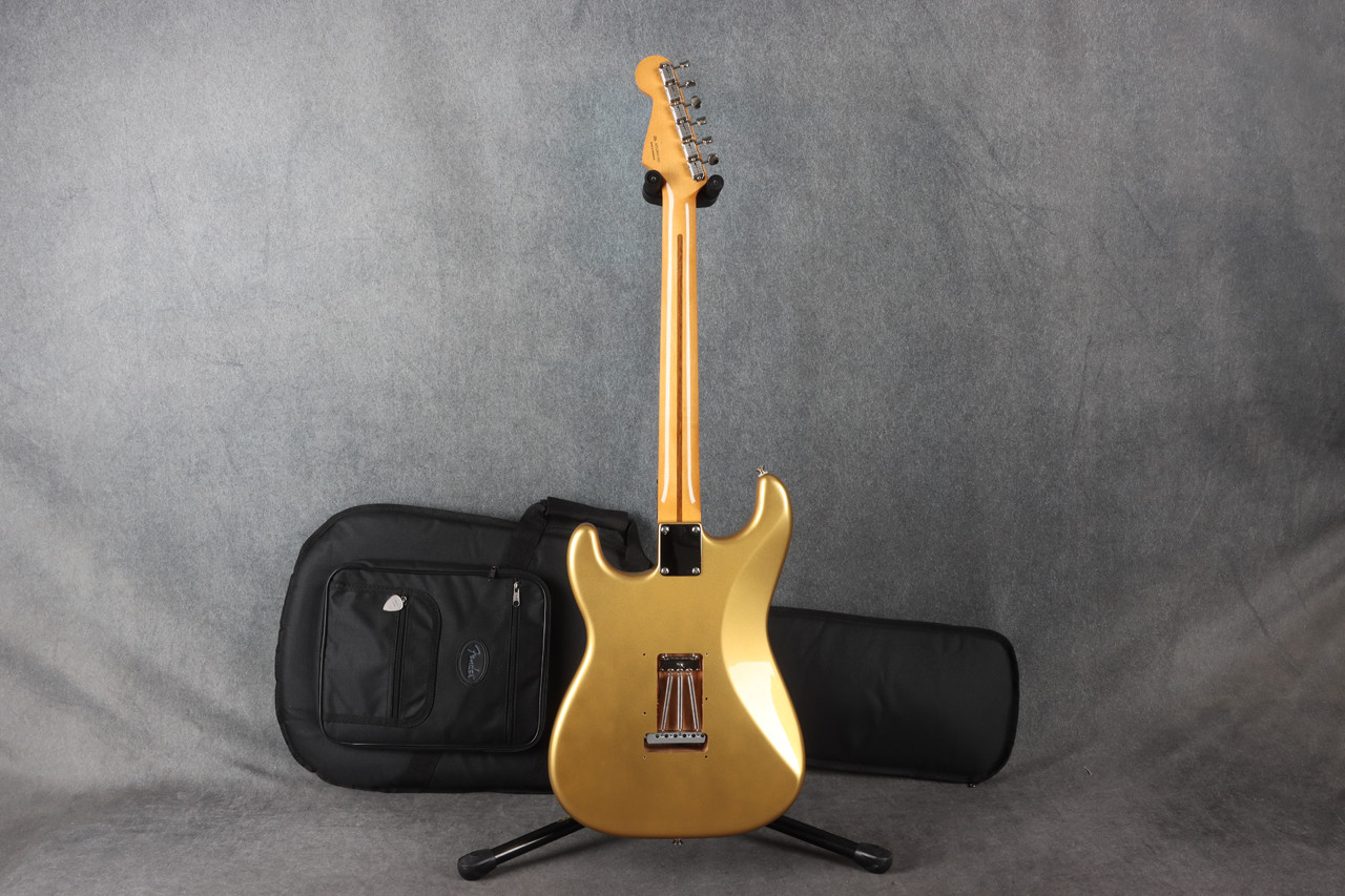 Fender Vintera III Late 50s Stratocaster - Aztec Gold - 2nd Hand